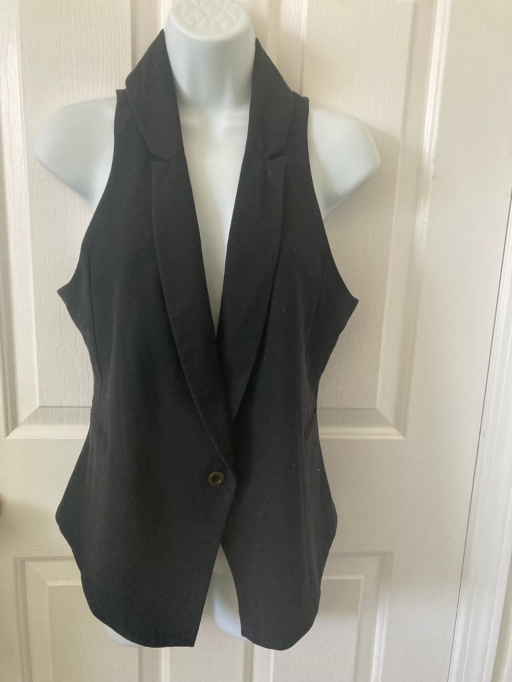 Hollister Black Sleeveless Button-Front Blazer Vest